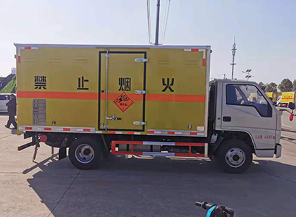 广州爆破器材运输车工人安全操作规范与智能技术保障